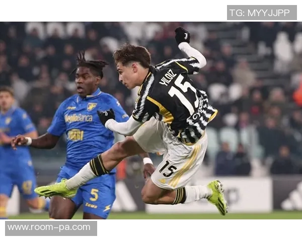 伊尔迪兹社媒庆祝进球:全取三分是最重要的目标 伊尔迪兹社媒庆祝进球:全取三分是最重要的目标